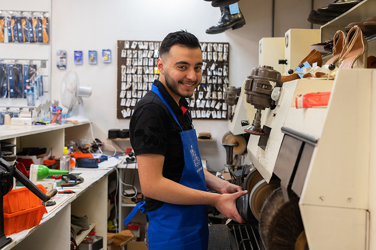 Westwijk Kleding- en schoenreparatie | winkelcentrum Westwijk Amstelveen