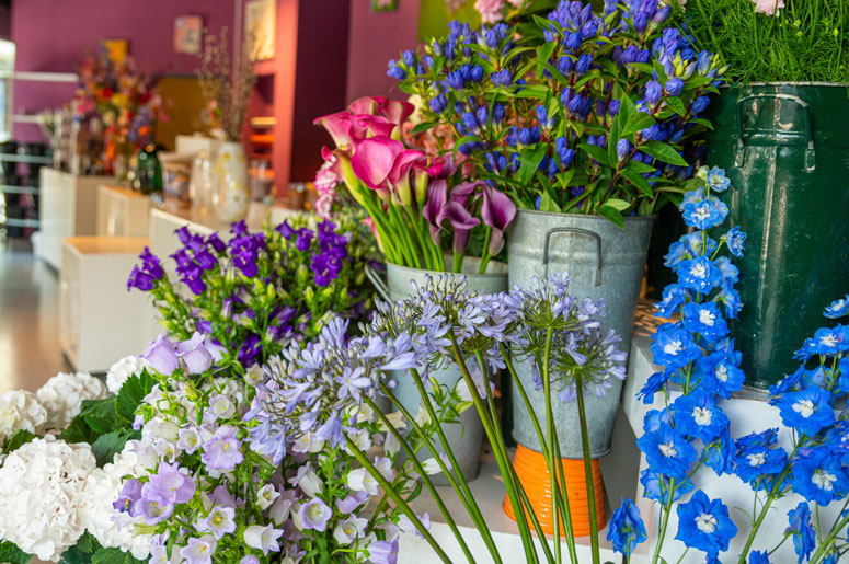 On's flower decor | winkelcentrum Westwijk Amstelveen